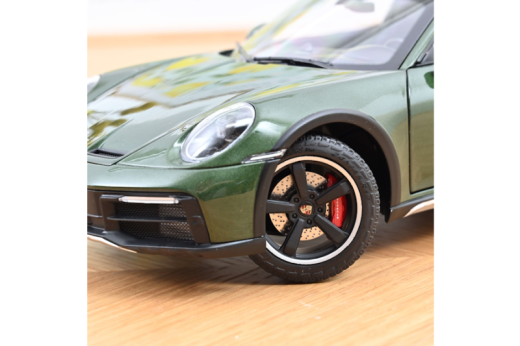 Porsche 911 Dakar 2023 Oakgrün Metallic | Norev | 1:18