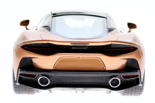 McLaren GT 2019 kupfer metallic mit Vitrine | GT-Spirit | 1:18