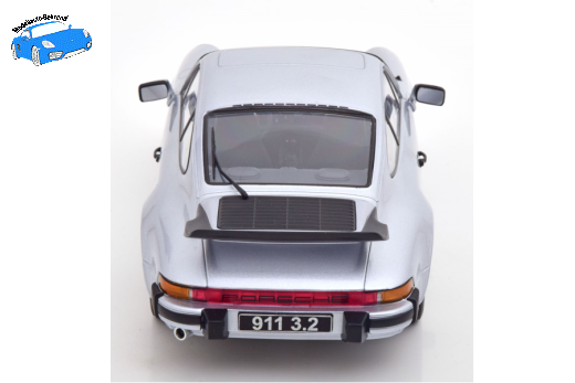 Porsche 911 Carrera 3.2 Coupe mit Spoiler 250.000. 911er 1988 silbergrau | KK-Scale | 1:18
