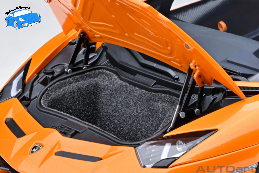 Lamborghini Aventador SVJ 2018 arancio atlas | Autoart | 1:18