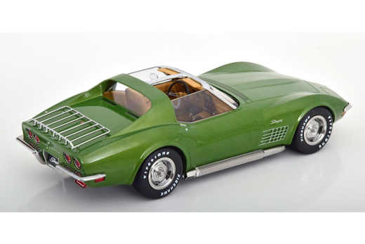 Chevrolet Corvette C3 mit Sidepipes 1972 hellgrün-metallic | KK-Scale | 1:18