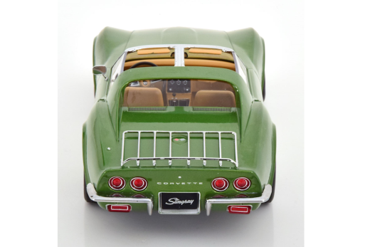 Chevrolet Corvette C3 mit Sidepipes 1972 hellgrün-metallic | KK-Scale | 1:18