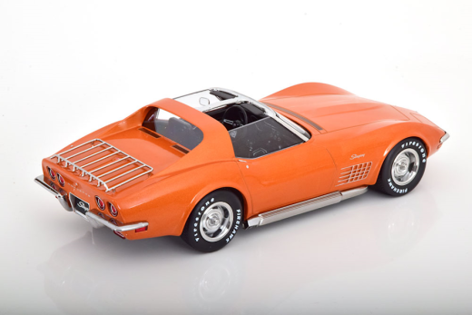 Chevrolet Corvette C3 mit Sidepipes 1972 orange-metallic | KK-Scale | 1:18