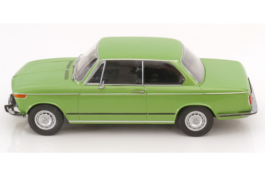 BMW L2002 tii 2.Serie 1974 grünmetallic| KK-Scale | 1:18