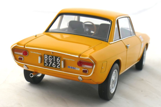 Lancia Fulvia 1600 HF Lusso 1971 orange | Norev | 1:18