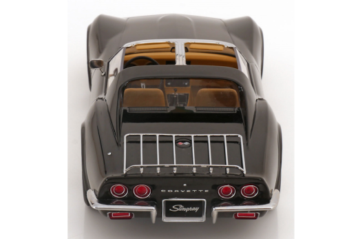 Chevrolet Corvette C3 mit abnehmbaren Dachteilen und Sidepipes 1972 schwarz| KK-Scale | 1:18