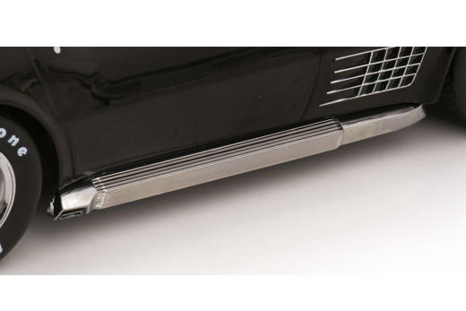Chevrolet Corvette C3 mit abnehmbaren Dachteilen und Sidepipes 1972 schwarz| KK-Scale | 1:18