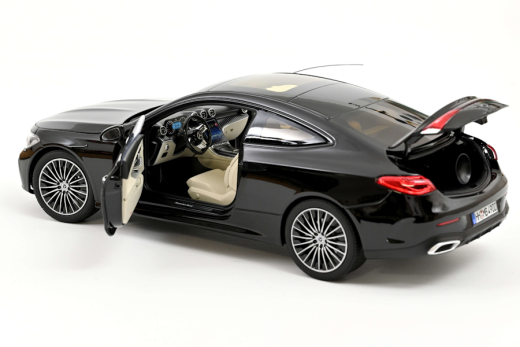 Mercedes-Benz CLE Coupe 2024 Obsidianschwarz metallic | Norev | 1:18