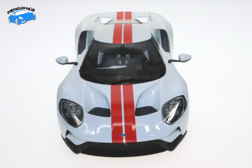 Ford GT 2017 GT-Spirit 1:18 Defekt: Sprung in Frontscheibe, Spiegel abgerissen