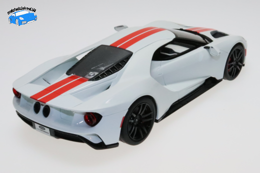 Ford GT 2017 GT-Spirit 1:18 Defekt: Sprung in Frontscheibe, Spiegel abgerissen