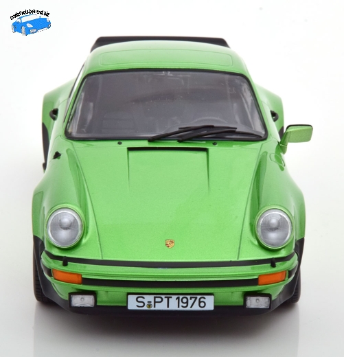 Porsche 911 (930) Turbo 3.0 grünmetallic KK-Scale 1:18