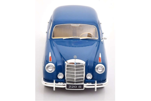 Mercedes 220 S Limousine 1956 hellblau KK-Scale 1:18
