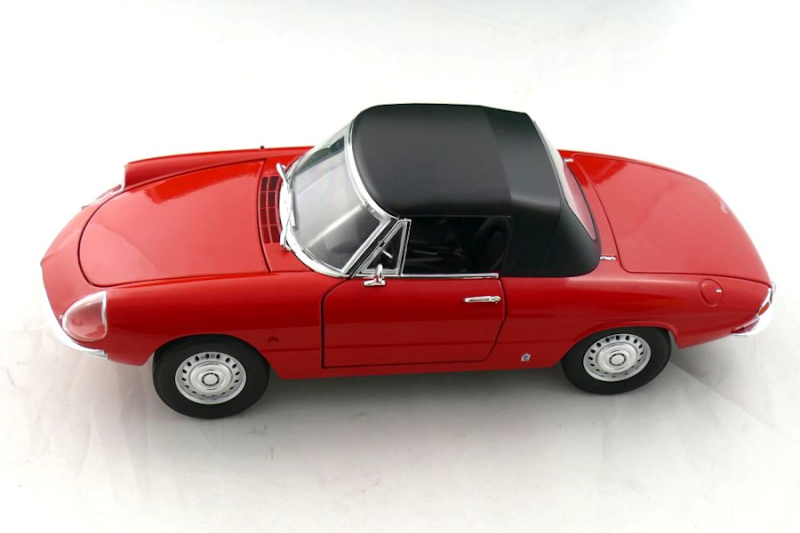 Alfa Romeo 1600 Duetto Spider 1966 - graphite 1:18 – Thomas Langejürgen