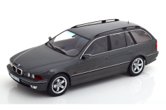 BMW 540i E39 Touring 1997 graumetallic | KK-Scale | 1:18