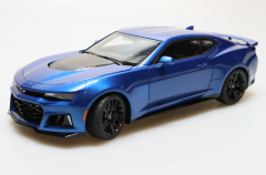 Chevrolet Camaro ZL1 blau Autoart 1:18