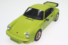 PORSCHE 911 CARRERA RS 3.0 GT-Spirit 1:18